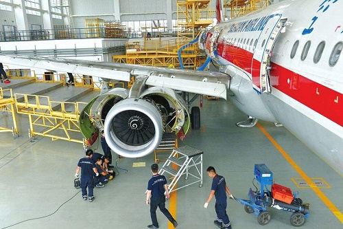 成都航空職業(yè)學(xué)校哪個(gè)好？