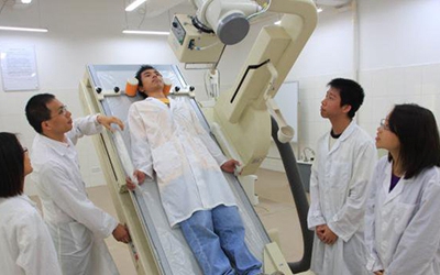 黑龍江省鶴崗衛(wèi)生學(xué)校2022年學(xué)費(fèi)