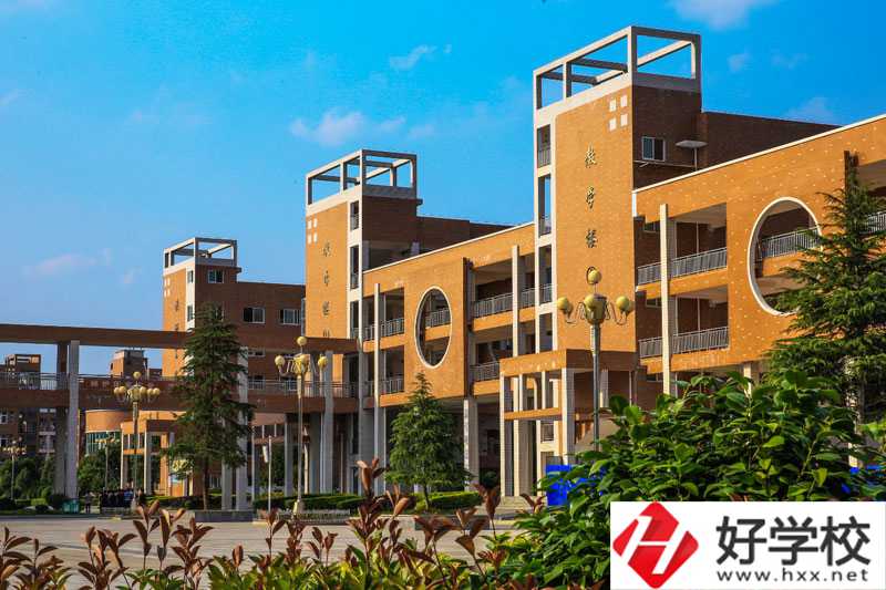慈利縣職業(yè)中等專業(yè)學(xué)校有哪些值得推薦的專業(yè)？
