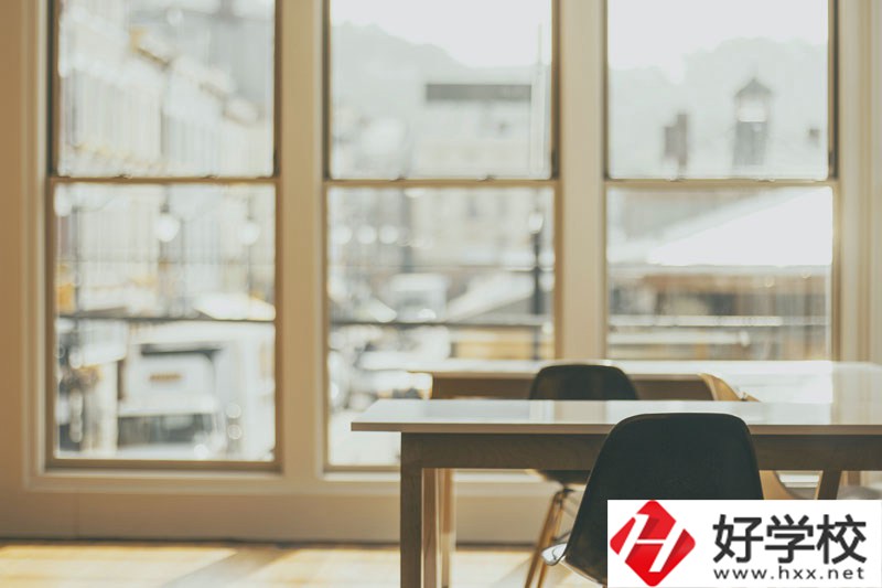 長沙學(xué)幼師專業(yè)的中職學(xué)校有哪些？