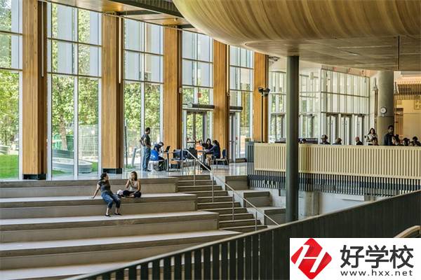 在益陽(yáng)上技校需要什么條件？初中畢業(yè)能上嗎？