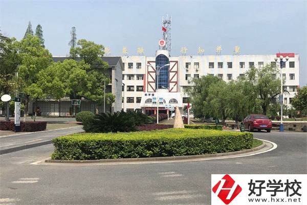 湘潭設(shè)有大專中職部的學(xué)校有哪些？有什么辦學(xué)特色？
