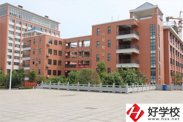 郴州排名前三的中專是哪幾所？有什么辦學(xué)優(yōu)勢(shì)？