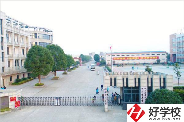 湖南有什么中專學(xué)?？梢詫W(xué)醫(yī)?中職學(xué)醫(yī)要提高學(xué)歷嗎?