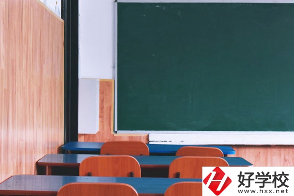長沙航天學(xué)校是職高嗎？都有哪些專業(yè)？