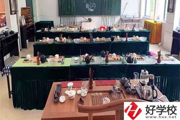 張家界有哪些公辦中職學(xué)校？有什么特色專業(yè)？