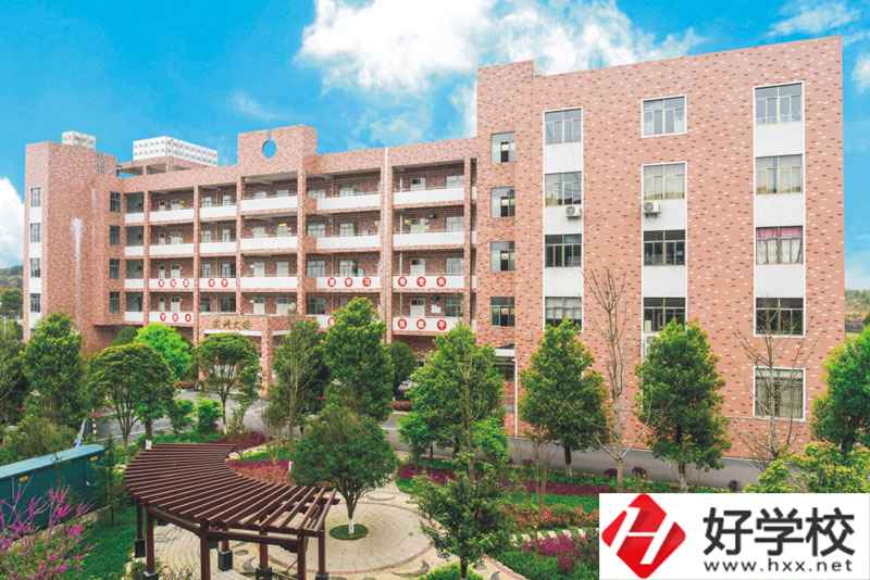 武岡市職業(yè)中專學(xué)校有哪些辦學(xué)優(yōu)勢？