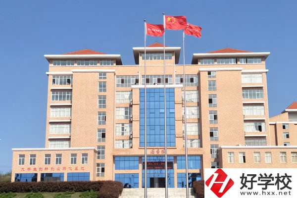 冷水灘有哪些技工學(xué)校？辦學(xué)條件怎么樣？