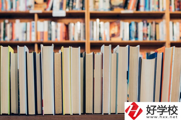 湖南省芷江師范學校辦學地址在哪兒？
