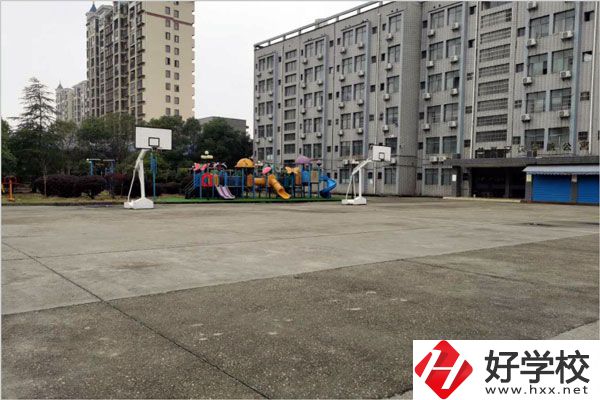 益陽電腦美術(shù)職業(yè)學(xué)校有什么特色專業(yè)？