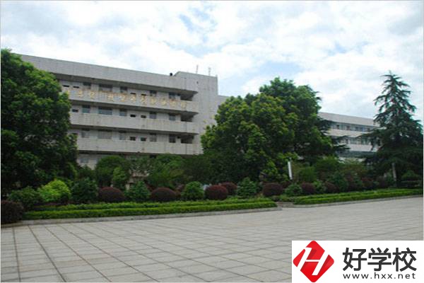 郴州市哪個職校有高考班？報名條件是什么？