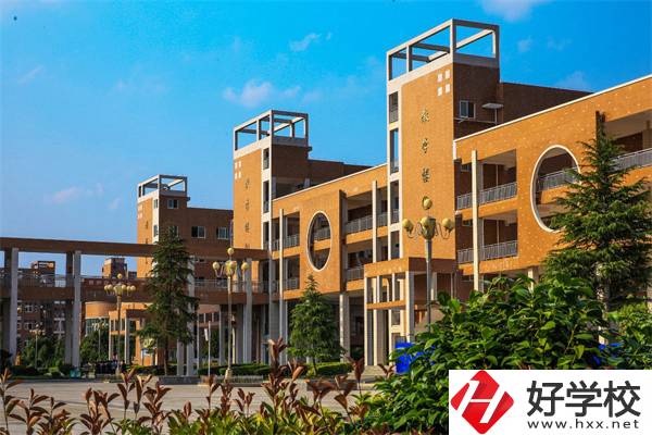 張家界重點(diǎn)中專有哪些？辦學(xué)特色是什么？