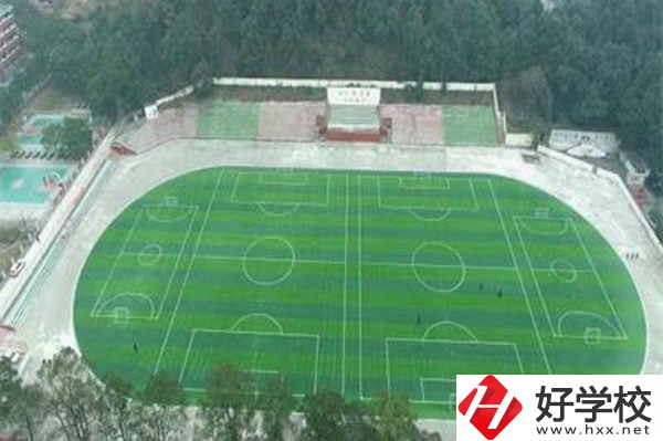 岳陽(yáng)理工職業(yè)技術(shù)學(xué)校專業(yè)情況如何，有哪些辦學(xué)特色？
