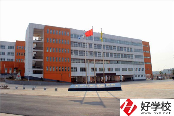 長沙汽車工業(yè)學(xué)校的熱門專業(yè)有哪些？