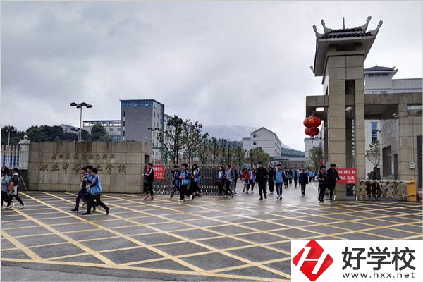 懷化市靖州縣職業(yè)中專學(xué)校怎么樣？