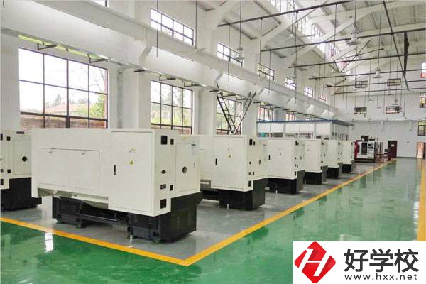 株洲南方航空高級(jí)技工學(xué)校有哪些招生專業(yè)？前景如何？