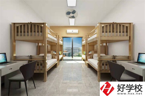 長沙生活條件最好的技校是哪所？選學(xué)校要看哪幾點(diǎn)？