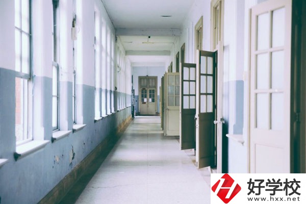 湖南婁底幼兒師范怎么樣？4個方面全方位介紹學(xué)校