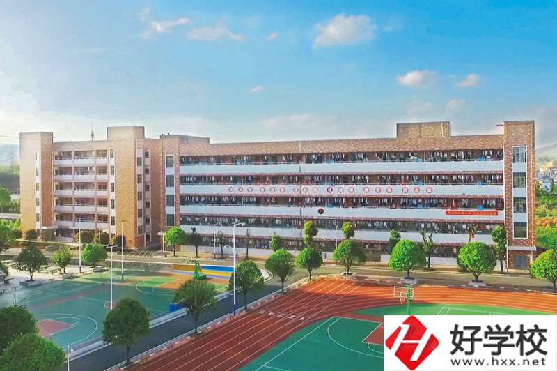武岡市職業(yè)中專學(xué)校怎么樣？值得報(bào)考嗎？