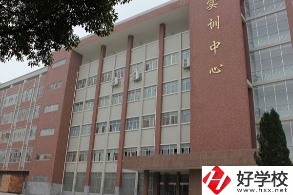 岳陽市高級(jí)技工學(xué)校怎么樣，開設(shè)了哪些招生專業(yè)？