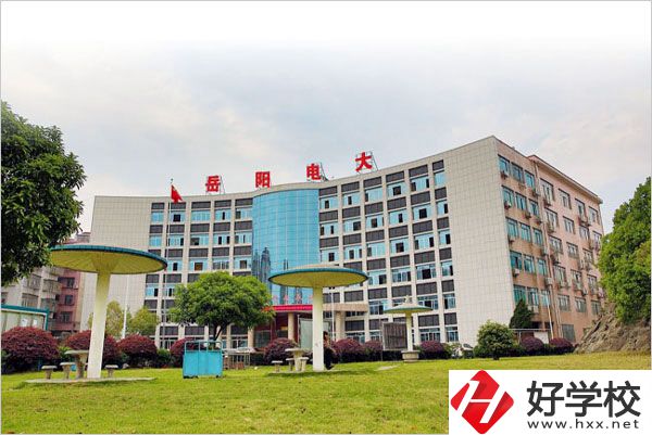 岳陽市網(wǎng)絡(luò)工程職業(yè)技術(shù)學(xué)校有哪些辦學(xué)特色？