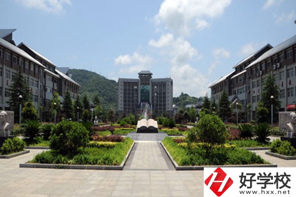湘西州經(jīng)濟貿(mào)易學校的熱門招生專業(yè)有哪些？