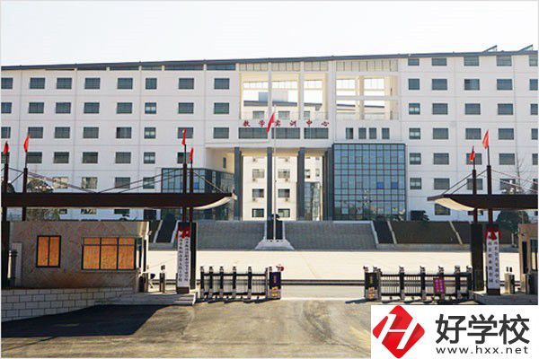 衡陽市第五技工學(xué)校有哪些專業(yè)？就業(yè)率如何？