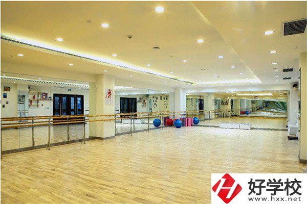 邵陽武岡有哪些中職學(xué)校？哪一所比較好？