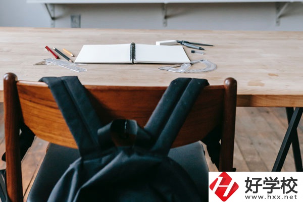 湘南船山技工學(xué)校好不好？環(huán)境怎么樣？