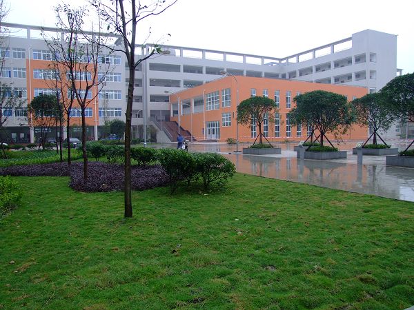 成都市禮儀職業(yè)中學有哪些報名要求?