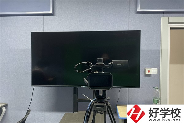 株洲英泰職校是中專嗎？學費需要多少？