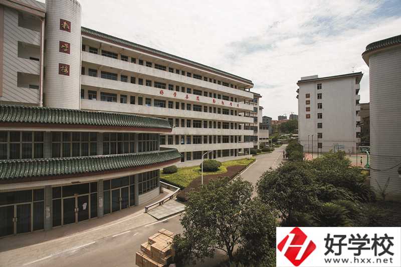中考后讀衡陽(yáng)市信息網(wǎng)絡(luò)工程學(xué)校，可以學(xué)什么專業(yè)？