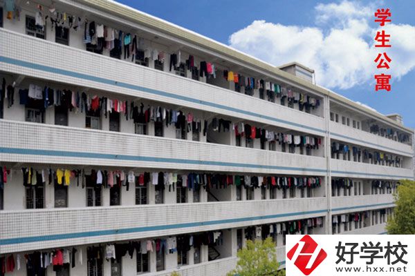 益陽有國家重點中專嗎?中?？缡凶x行不行?