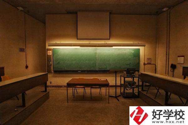 郴州文藝職業(yè)中等專業(yè)學校辦學特色是什么？