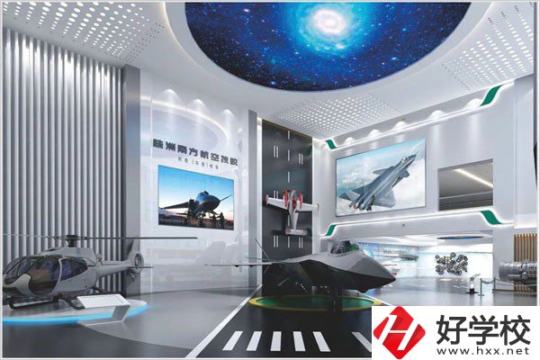 株洲南方航空技校招初中生嗎？學(xué)制幾年？