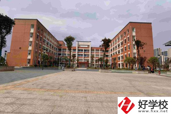 邵陽(yáng)市體育運(yùn)動(dòng)學(xué)校的招生要求有哪些？
