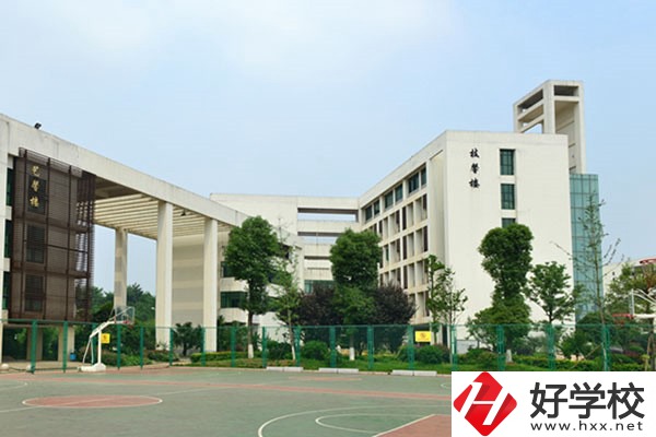 長沙有開設(shè)學(xué)前教育專業(yè)的職校嗎？招生要求高嗎？