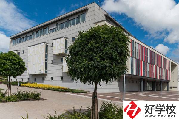 婁底職業(yè)技術(shù)學(xué)院中職部有哪些專業(yè)？好升學(xué)嗎？