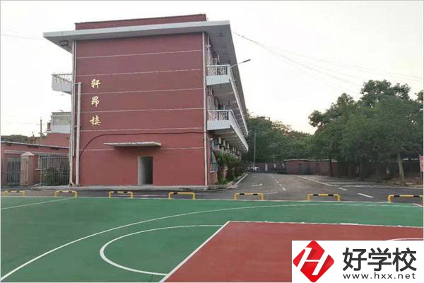 開元職業(yè)技術(shù)學(xué)校的優(yōu)點(diǎn)有哪些？