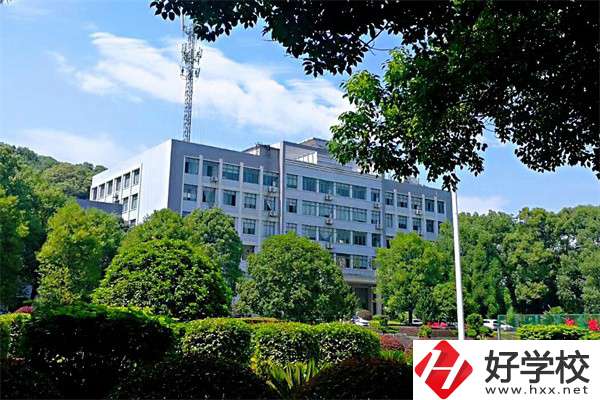 邵陽市機(jī)電職業(yè)技術(shù)學(xué)校怎么樣？有哪些辦學(xué)特色？