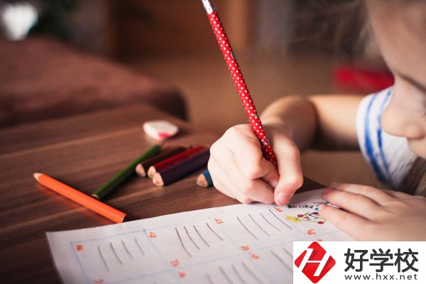 衡陽(yáng)排名靠前中專(zhuān)學(xué)校是哪幾個(gè)？哪個(gè)最好？