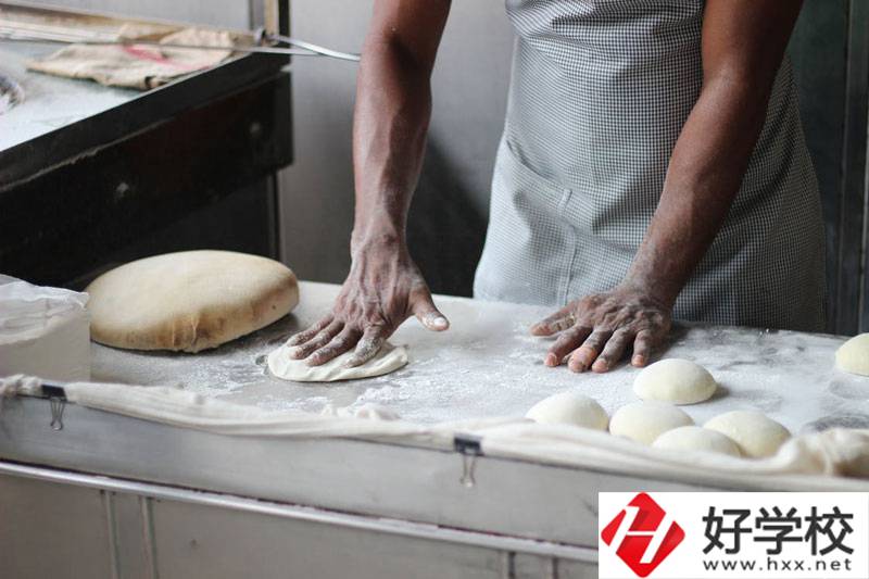 湘潭工貿(mào)學(xué)校中餐烹飪專業(yè)怎么樣？