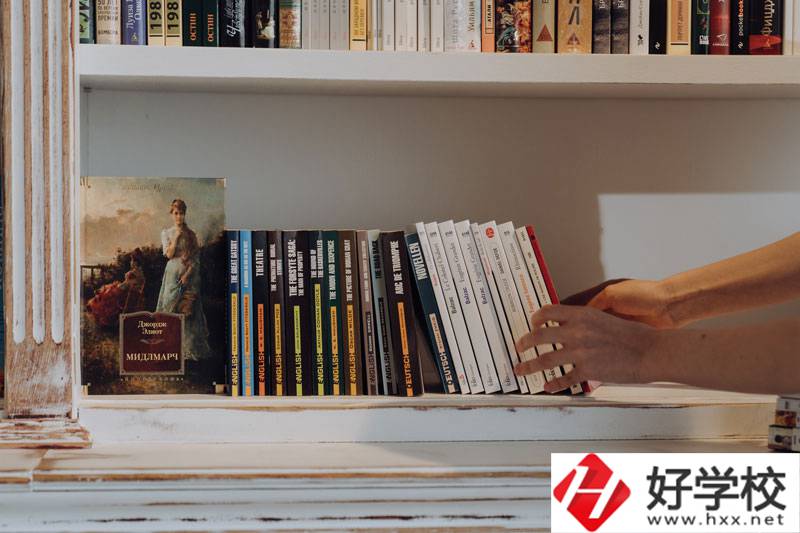 懷化萬昌中等專業(yè)學(xué)校有哪些專業(yè)？如何選擇？