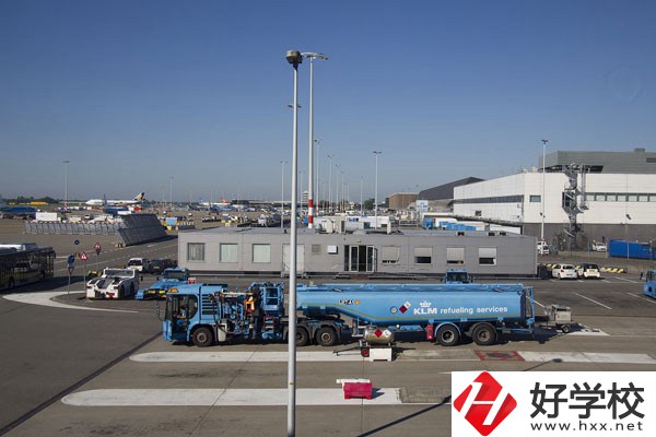 湖南華航鐵路科技技工學(xué)校校園管理如何？
