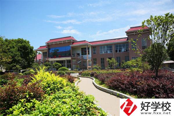 懷化共有多少所中職學(xué)校？中職有什么優(yōu)勢？