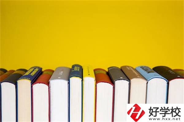 在湖南“晚熟”的孩子該何去何從？該怎么擇校？
