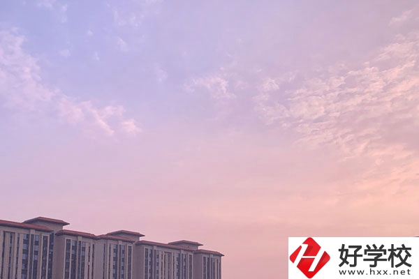 想在常德讀中專，有哪些比較好的學(xué)校推薦？