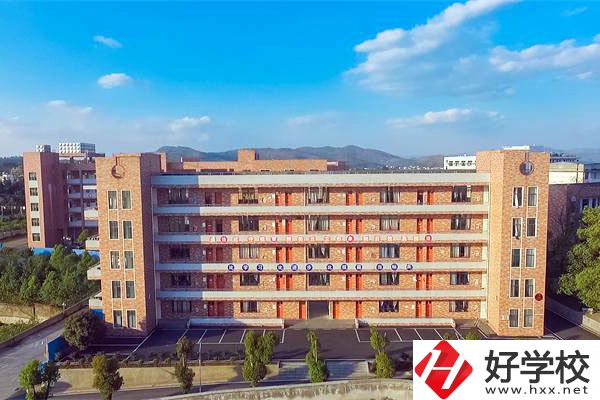 武岡市職業(yè)中專學(xué)校有哪些招生專業(yè)？