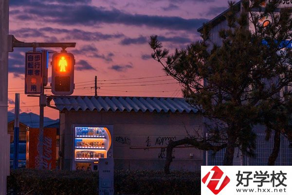 株洲市工業(yè)中等學(xué)校怎么樣？環(huán)境好嗎？