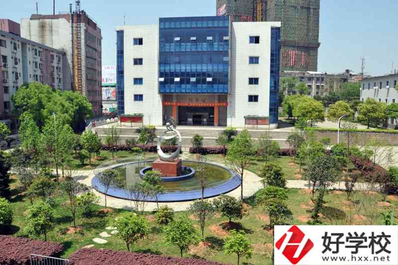 湖南省耒陽師范學校有哪些專業(yè)？就業(yè)前景怎么樣？